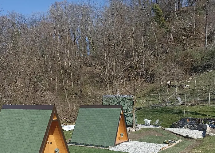 Alloggio per agriturismo Eleonora Argegno