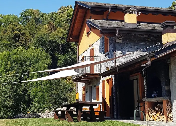 Farm stay Eleonora Argegno