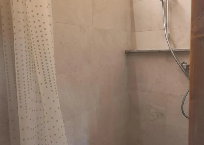 Eleonora Farm stay Argegno